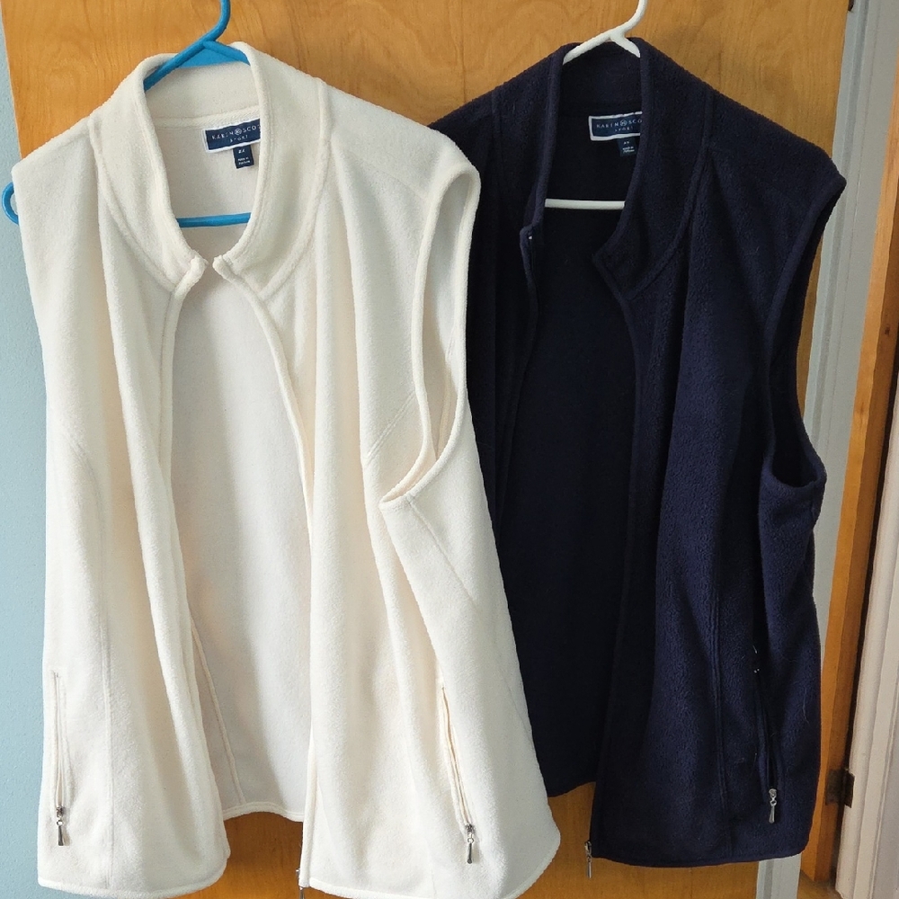Karen Scott Women's Fleece Vests - Cream and Navy, Size 2X